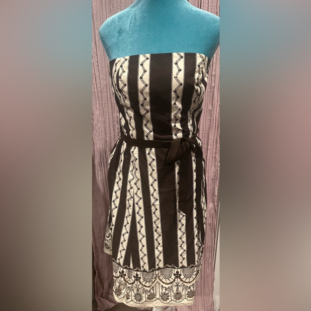 Elegant Brown and Cream Patterned Dress